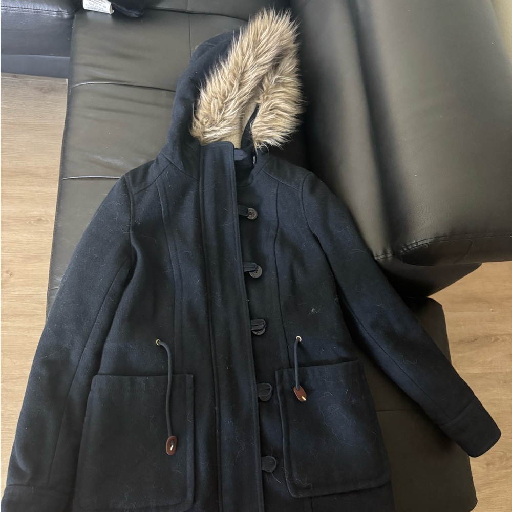 American Eagle Outfitters Black Hooded Puffer with Faux Fur Trim